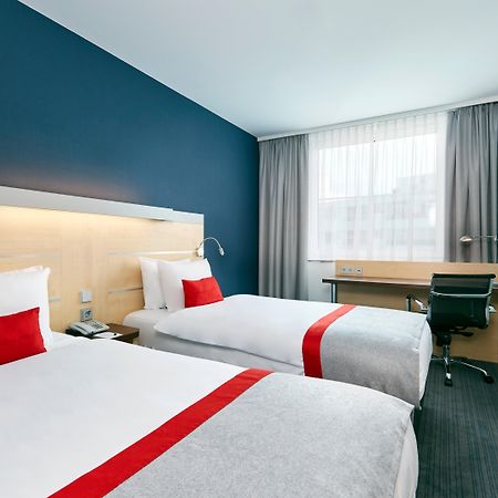 Holiday Inn Express Berlin City Centre By Ihg Esterno foto