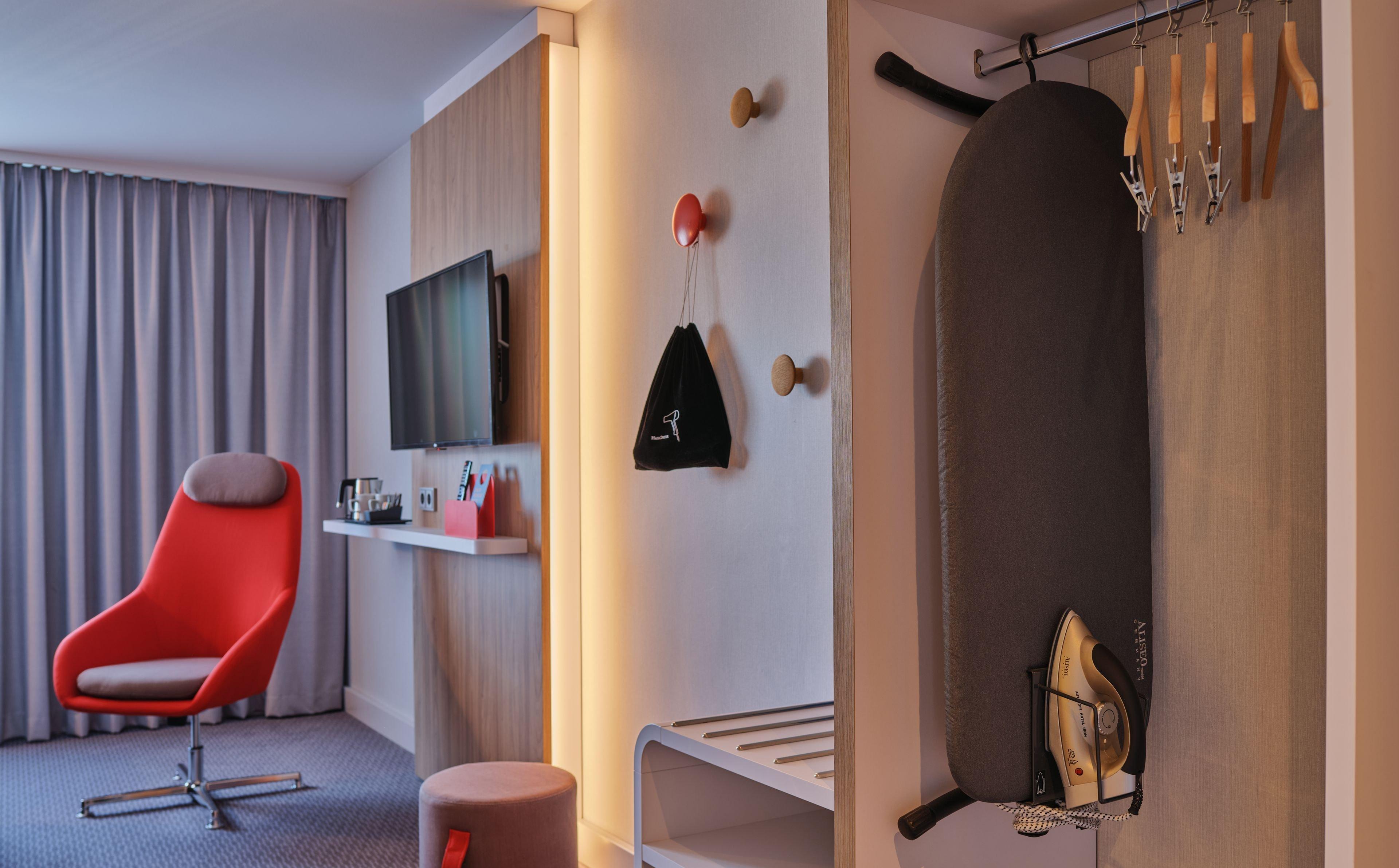 Holiday Inn Express Berlin City Centre By Ihg Esterno foto