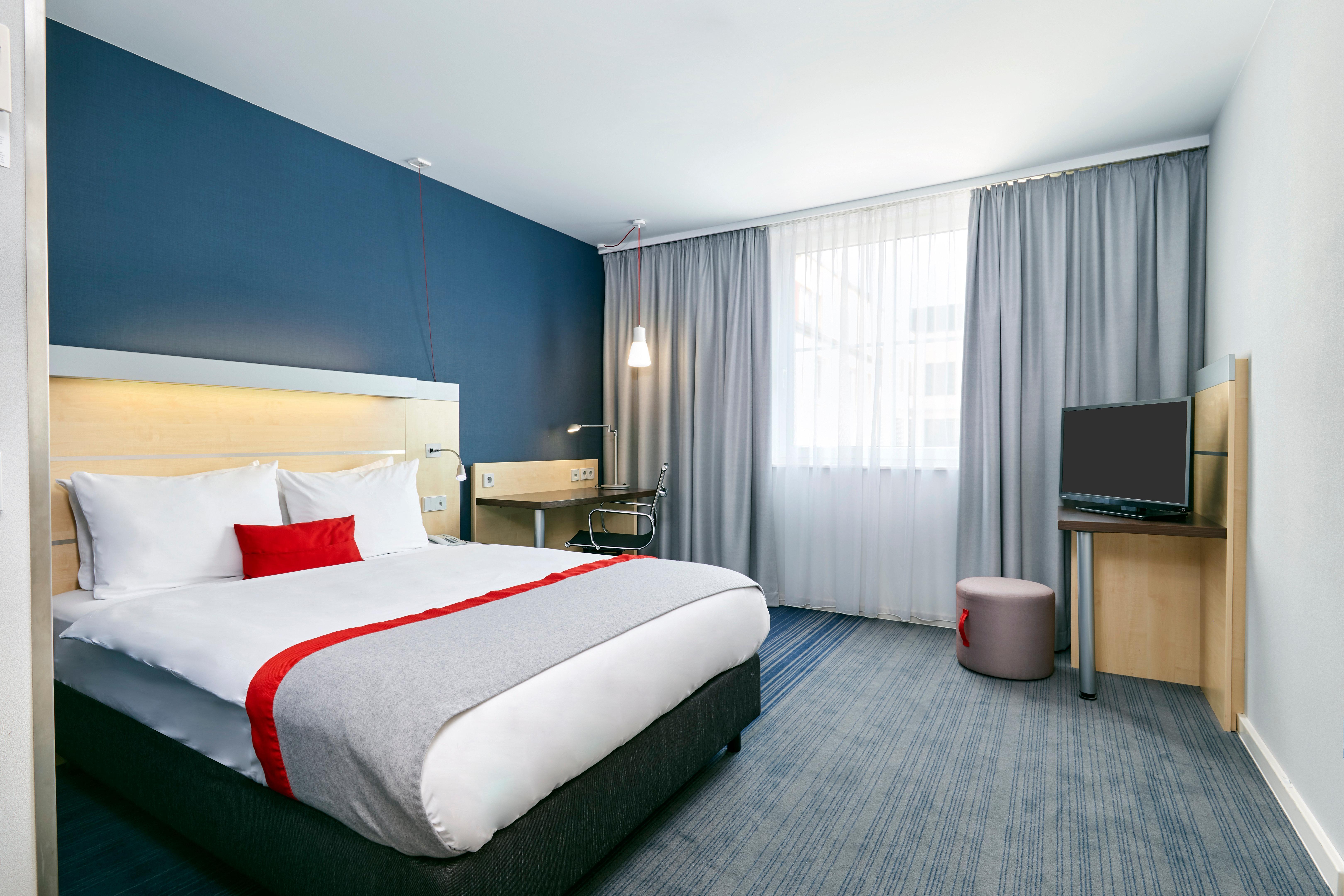 Holiday Inn Express Berlin City Centre By Ihg Esterno foto
