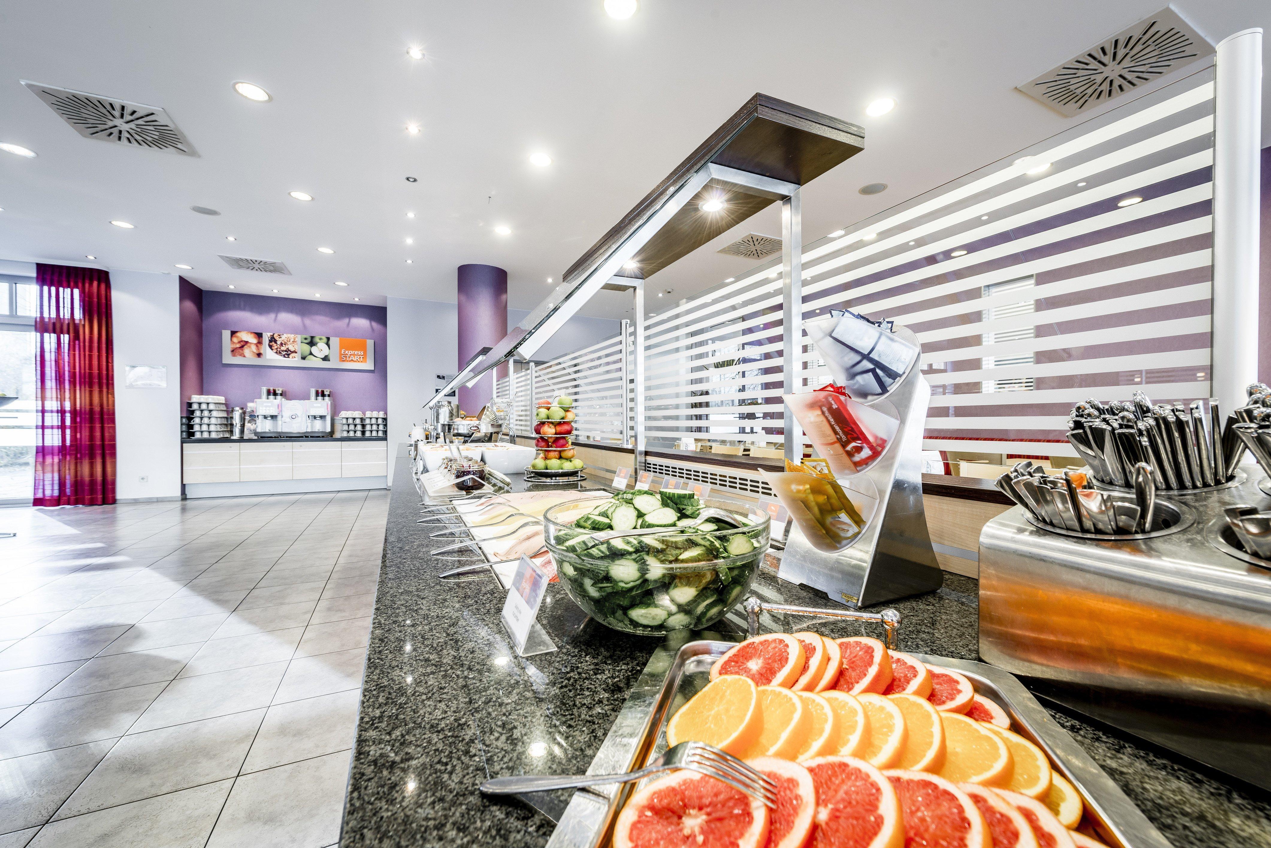 Holiday Inn Express Berlin City Centre By Ihg Esterno foto