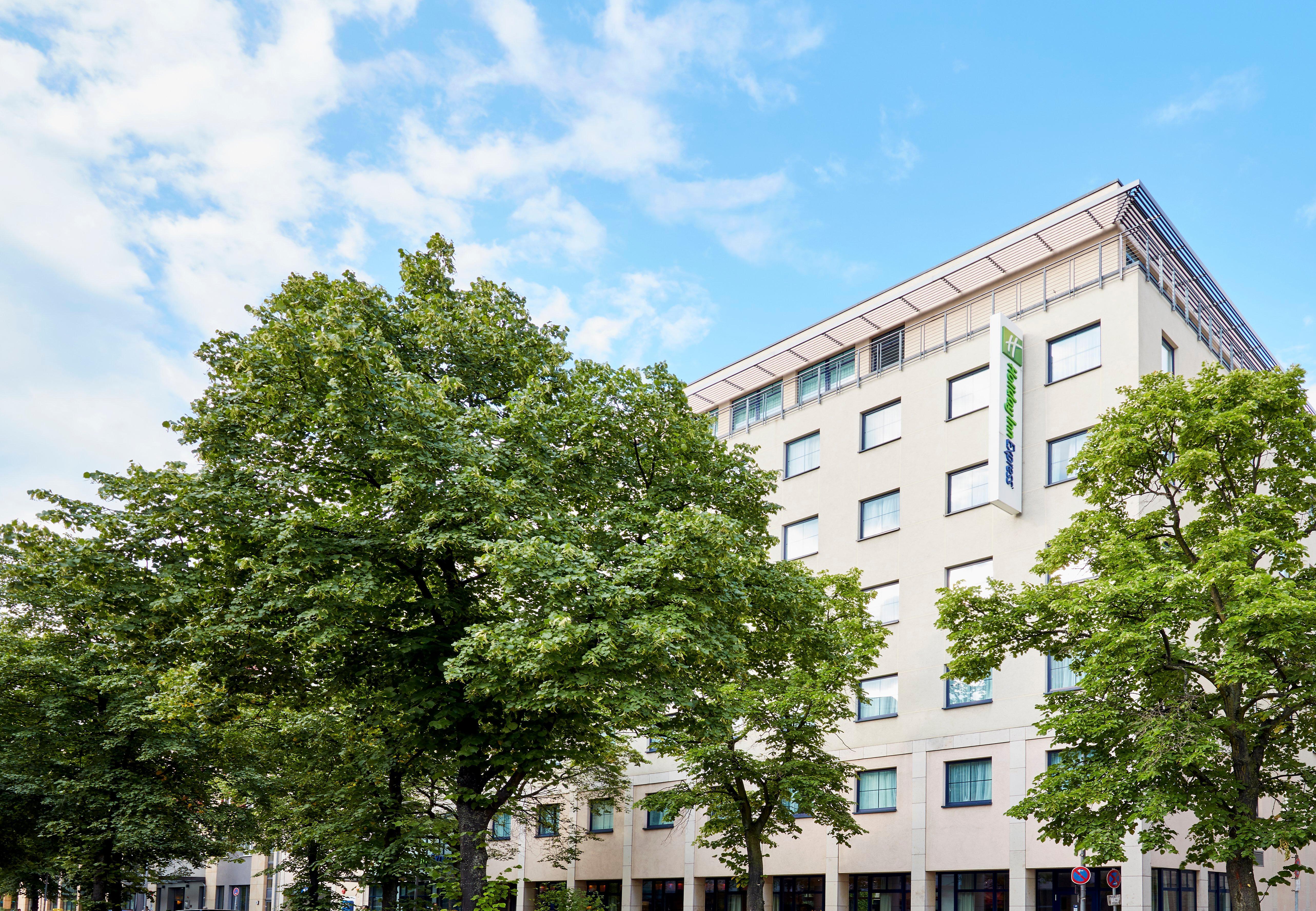 Holiday Inn Express Berlin City Centre By Ihg Esterno foto