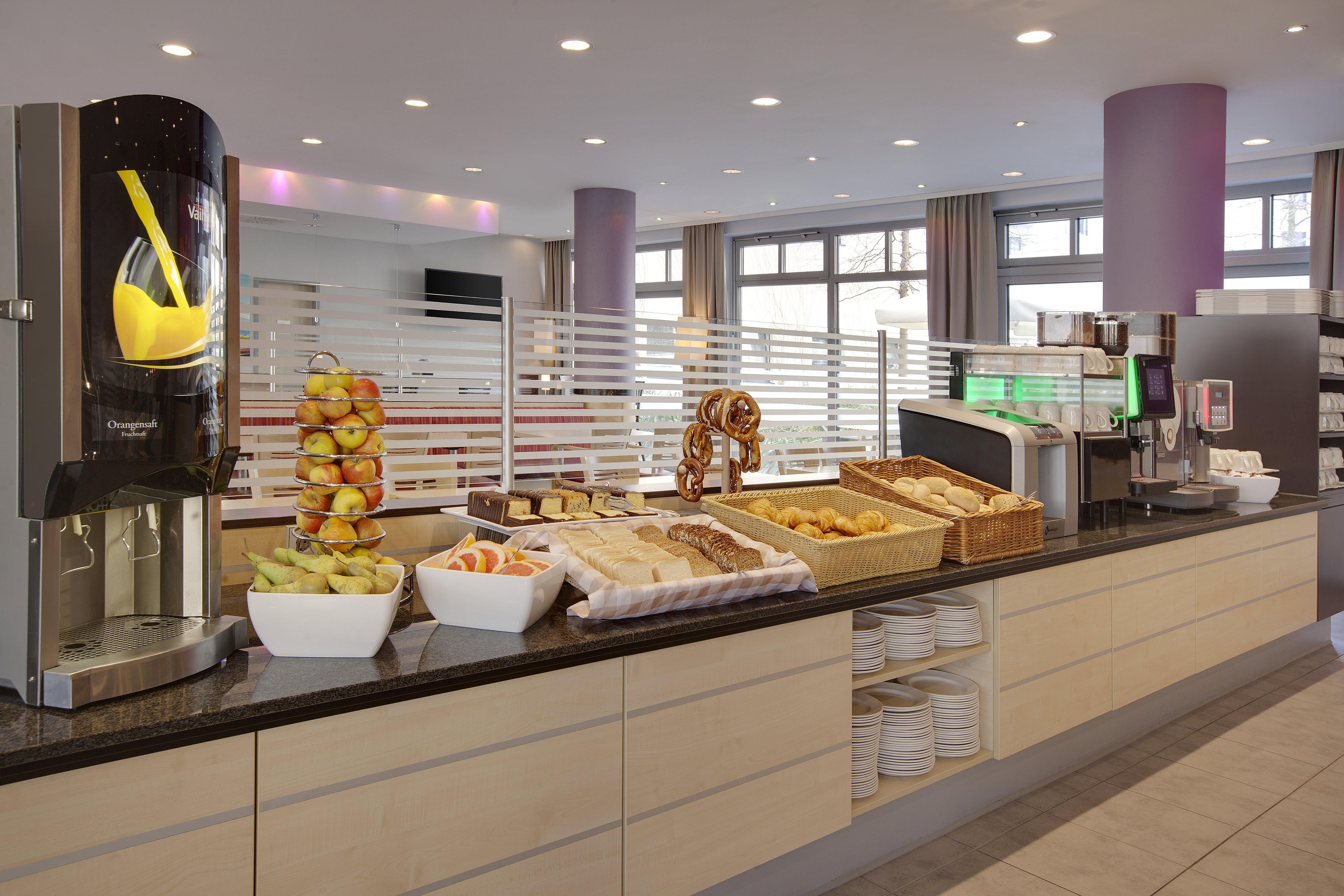 Holiday Inn Express Berlin City Centre By Ihg Esterno foto
