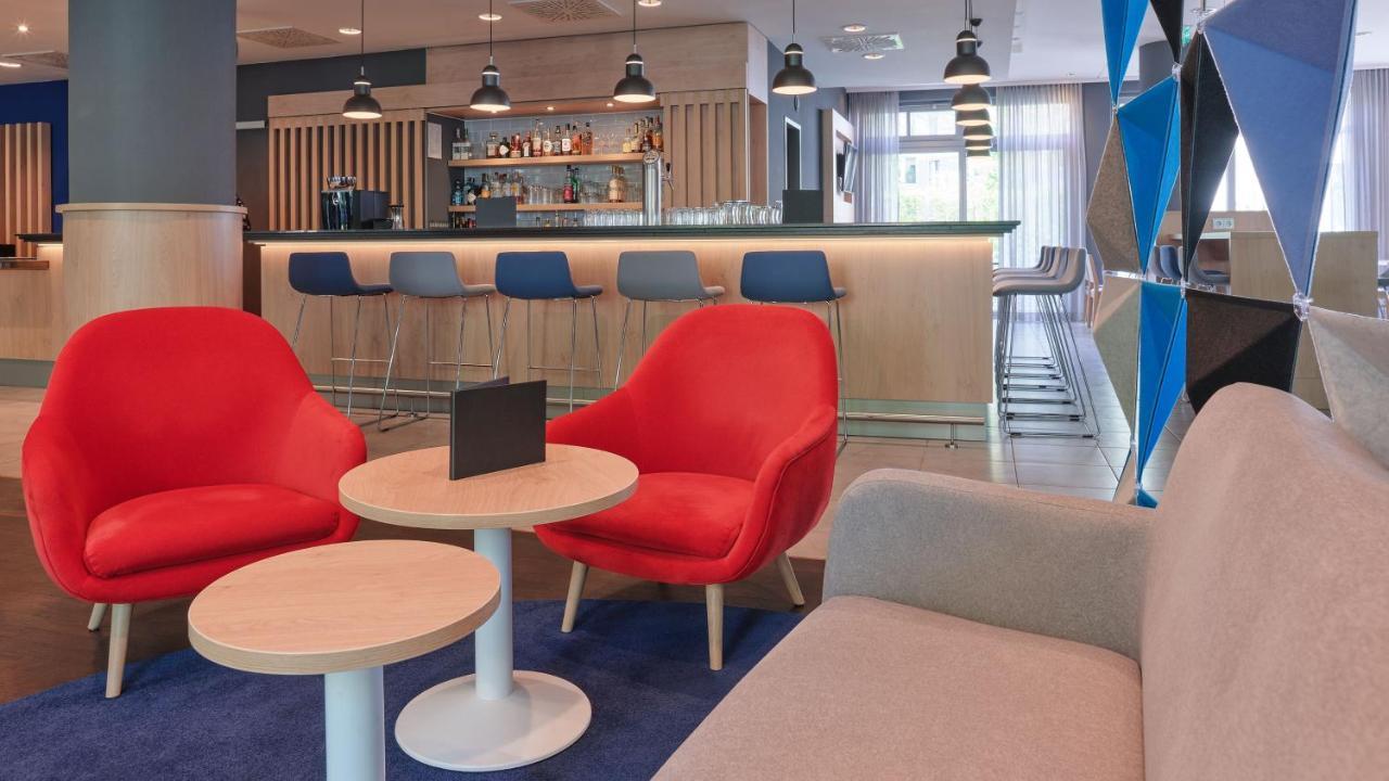 Holiday Inn Express Berlin City Centre By Ihg Esterno foto