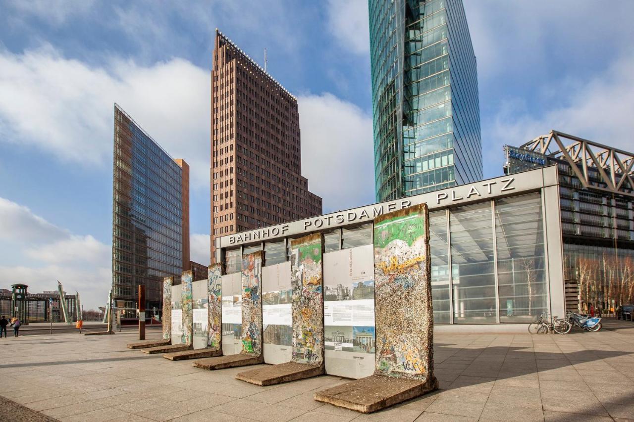 Holiday Inn Express Berlin City Centre By Ihg Esterno foto