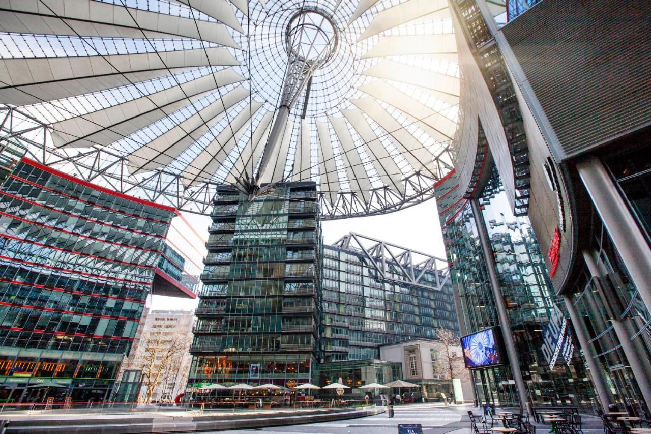 Holiday Inn Express Berlin City Centre By Ihg Esterno foto