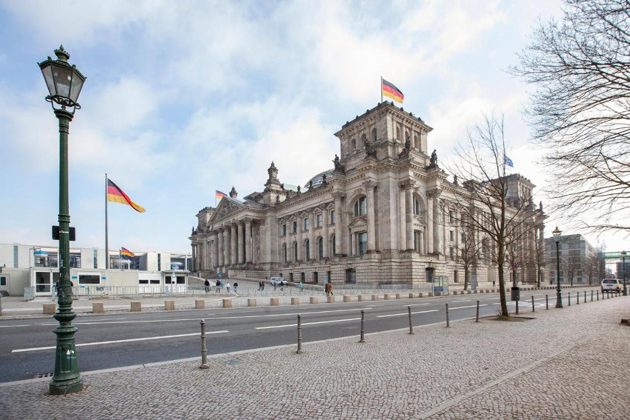 Holiday Inn Express Berlin City Centre By Ihg Esterno foto