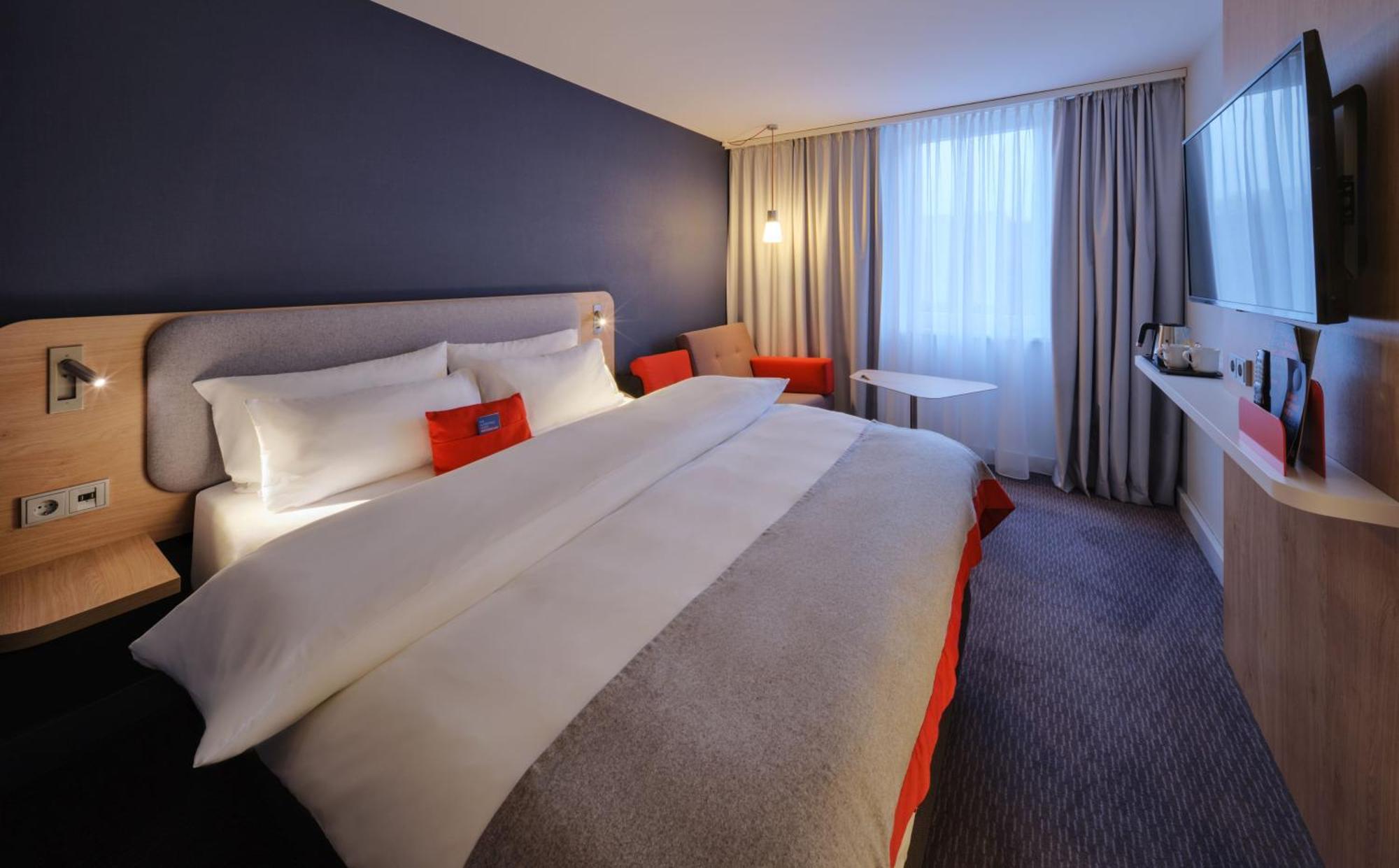 Holiday Inn Express Berlin City Centre By Ihg Esterno foto