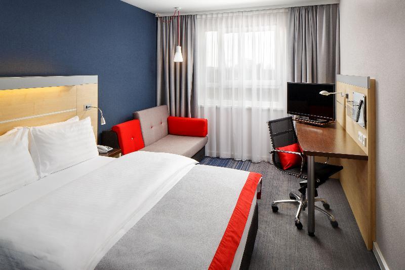 Holiday Inn Express Berlin City Centre By Ihg Esterno foto