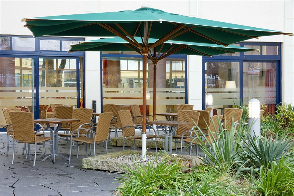 Holiday Inn Express Berlin City Centre By Ihg Esterno foto